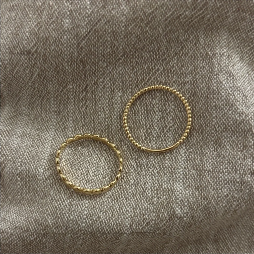 Mejuri 14K Gold Dot Ring - Picture 3 of 3